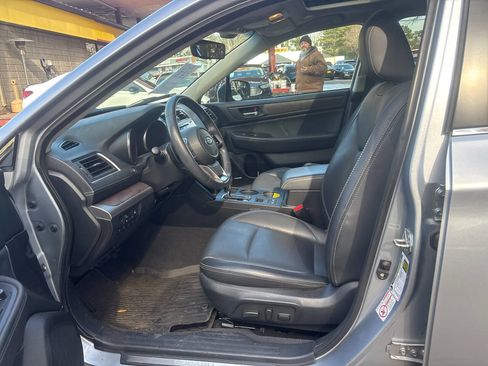 Used 2019 Subaru Outback 3.6R Limited image 11