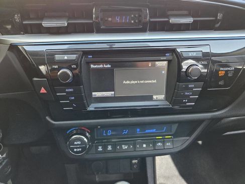 Used 2014 Toyota Corolla S FWD image 21