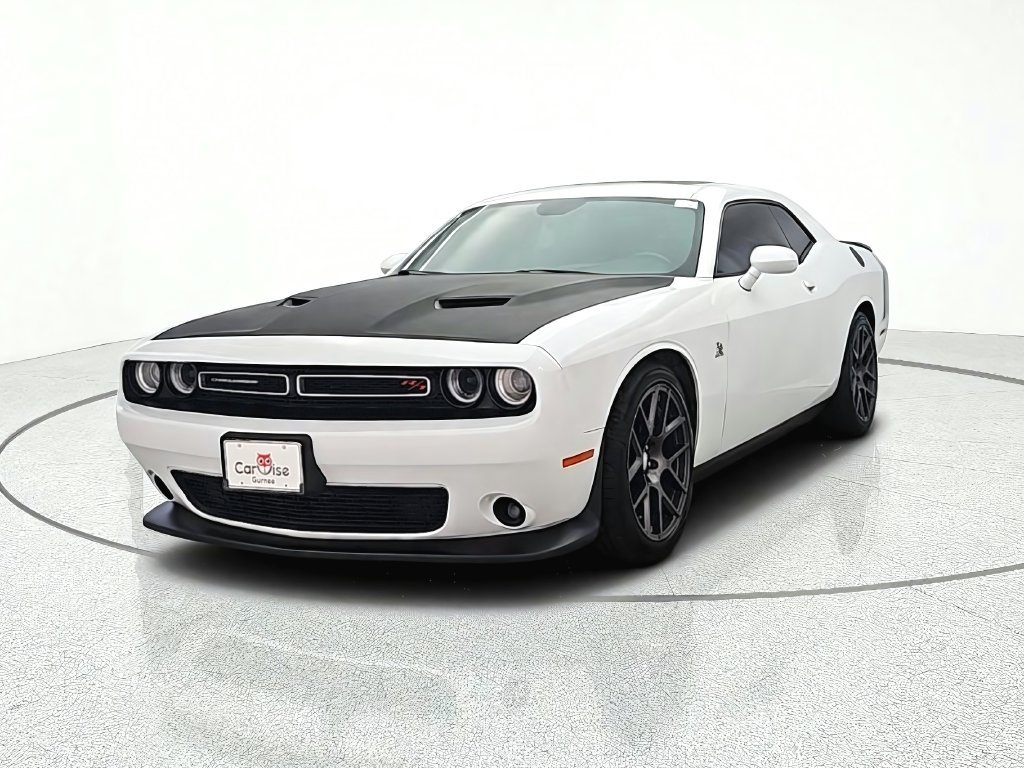 Used 2016 Dodge Challenger R/T Scat Pack w/ Driver Convenience Group RWD image 2
