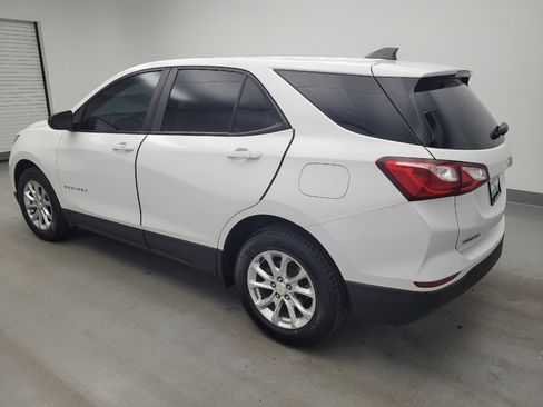 Used 2021 Chevrolet Equinox LS FWD image 3