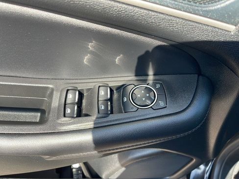 Certified 2024 Ford Edge SEL w/ Convenience Package image 10