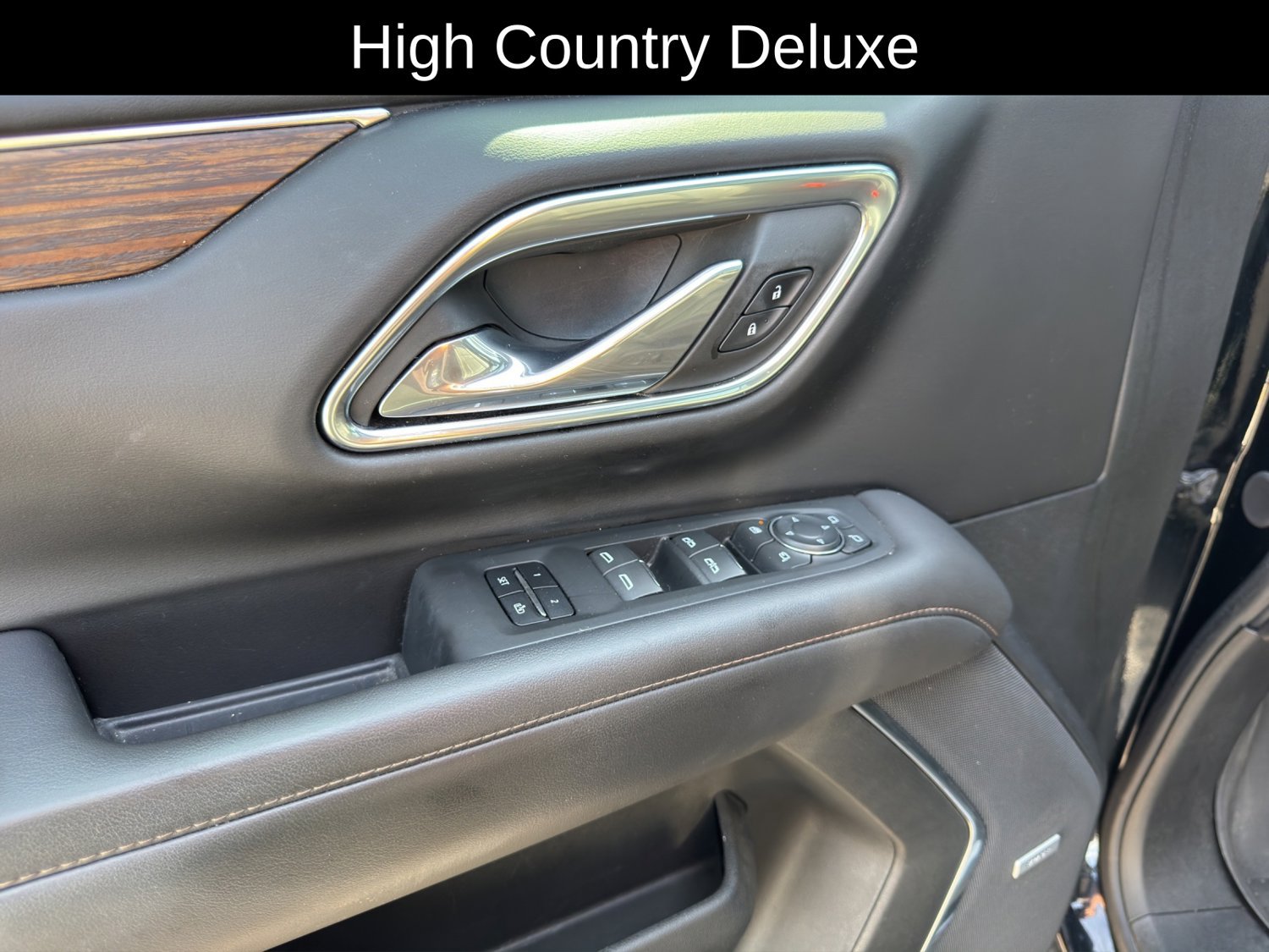 Used 2023 Chevrolet Tahoe High Country AWD/4WD image 12
