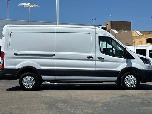 New 2025 Ford E-Transit 148 Medium Roof w/ Load Area Protection Package RWD image 2