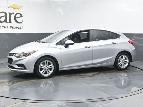 Used 2017 Chevrolet Cruze LT w/ Convenience Package FWD image 31