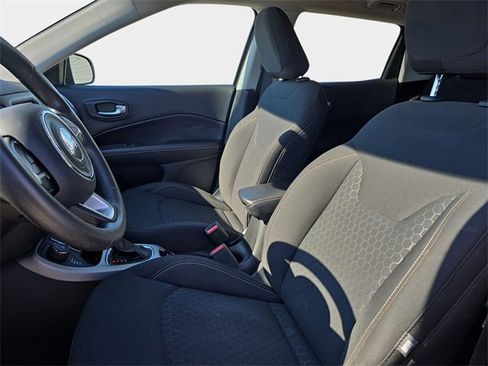 Used 2018 Jeep Compass Sport image 17