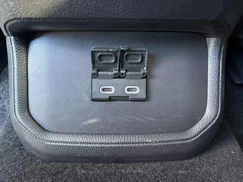 Certified 2024 Toyota Highlander XLE image 24