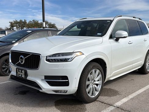 Used 2016 Volvo XC90 T6 Momentum w/ Momentum Plus Package image 16