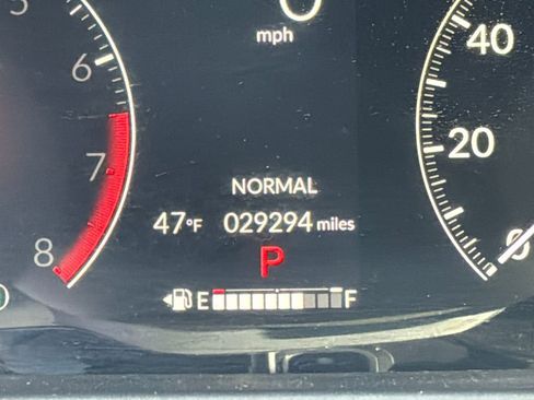 Used 2023 Honda Pilot EX-L image 32