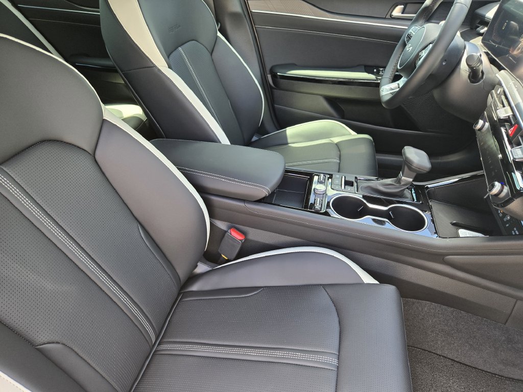 New 2026 Kia K5 GT-Line w/ GT-Line Premium Package FWD image 10