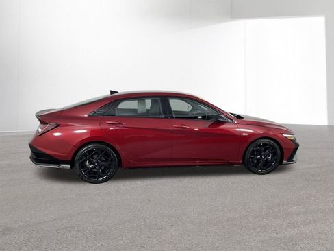 Certified 2025 Hyundai Elantra N Line image 41