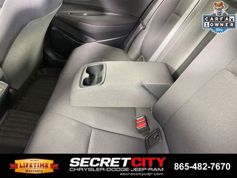 Used 2025 Toyota Corolla LE FWD image 28
