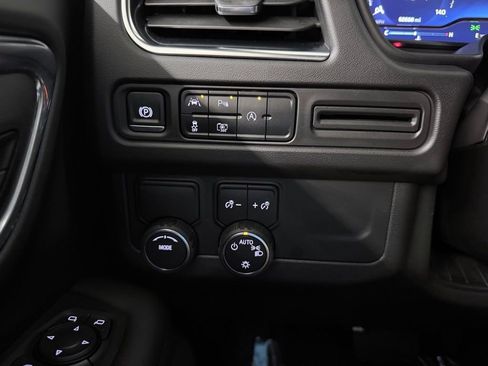 Used 2024 Chevrolet Tahoe RST w/ Luxury Package RWD image 31