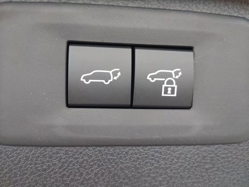 New 2026 Toyota Grand Highlander XLE image 10