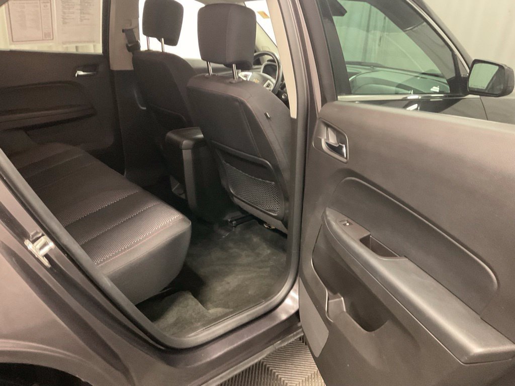 Used 2015 Chevrolet Equinox LT w/ Driver Convenience Package AWD/4WD image 24