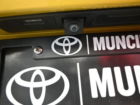 Used 2024 Chevrolet Trax ACTIV w/ Driver Confidence Package image 40