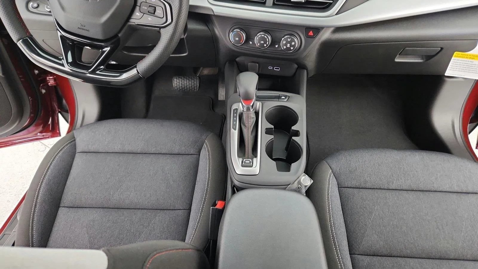 Used 2025 Chevrolet Trax RS w/ Driver Confidence Package FWD image 24