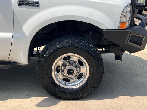Used 2004 Ford F350 Lariat AWD/4WD image 91