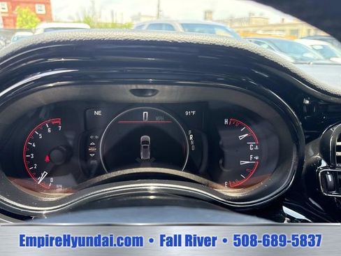 Used 2025 Dodge Durango GT AWD/4WD image 32