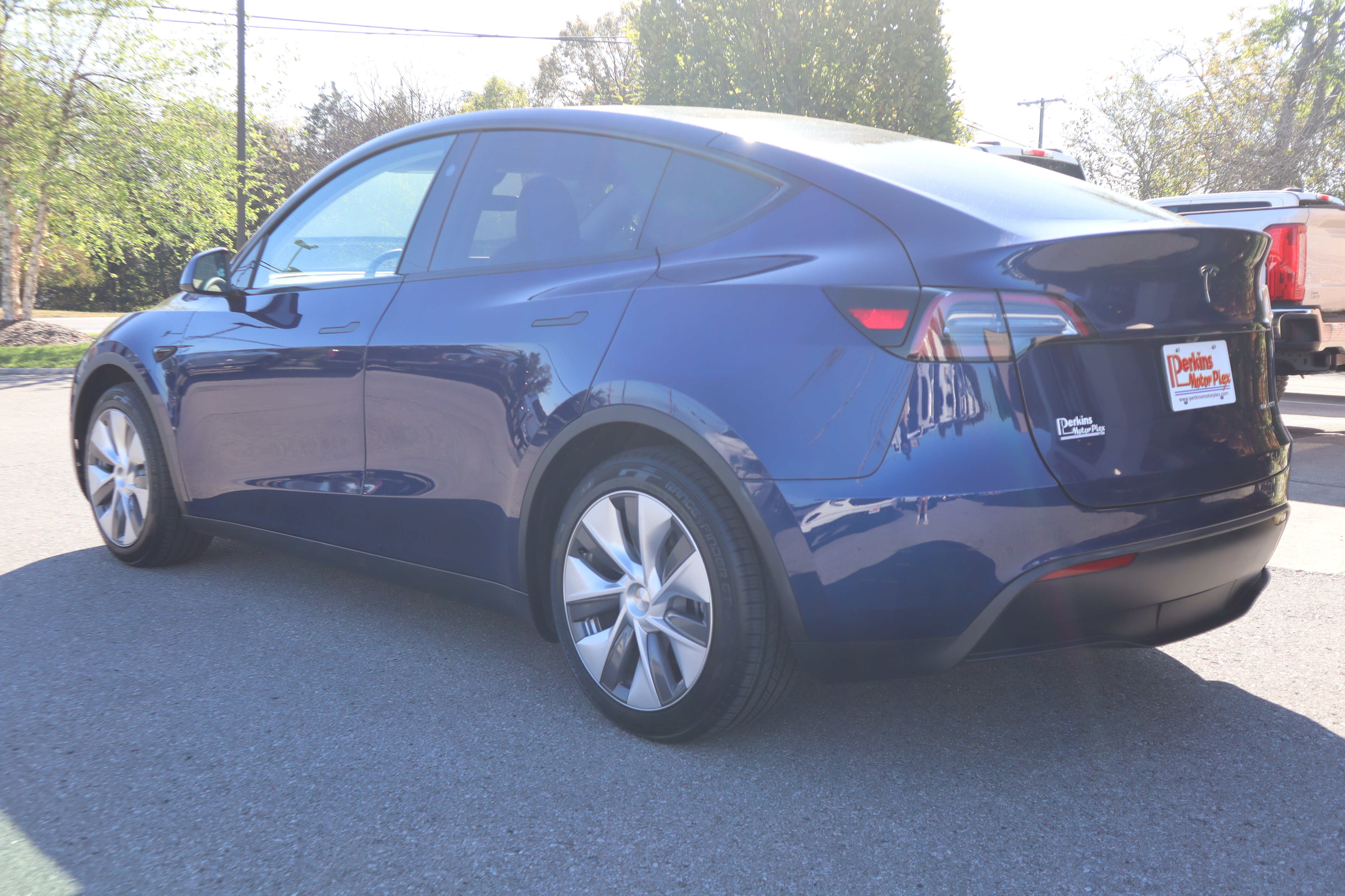 Used 2023 Tesla Model Y Long Range AWD/4WD image 9