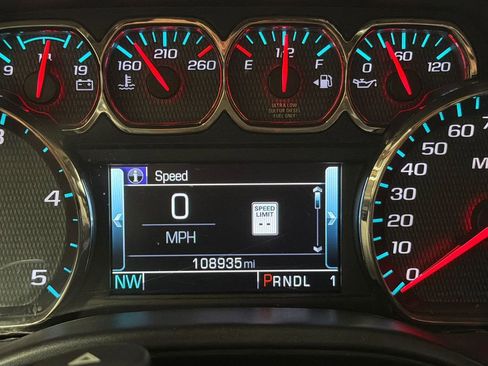 Used 2019 Chevrolet Silverado 2500 LTZ w/ Duramax Plus Package AWD/4WD image 25