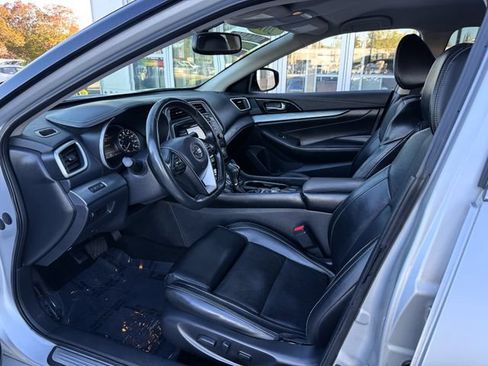 Used 2017 Nissan Maxima 3.5 SV FWD image 14