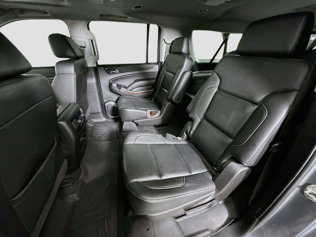 Used 2020 GMC Yukon XL SLT w/ Open Road Package AWD/4WD image 25