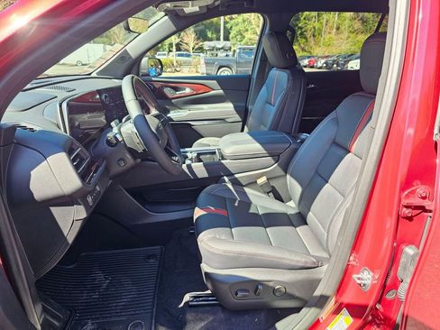 New 2026 Chevrolet Traverse RS image 23