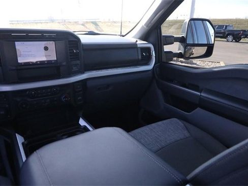 Certified 2023 Ford F250 XLT w/ FX4 Off-Road Package image 24