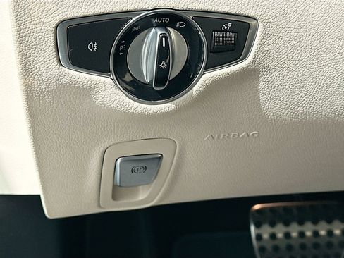 Used 2023 Mercedes-Benz E 450 Coupe image 10