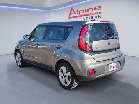 Used 2017 Kia Soul image 3