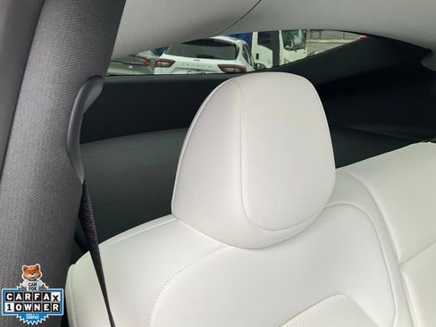 Used 2026 Tesla Model Y 2WD image 58