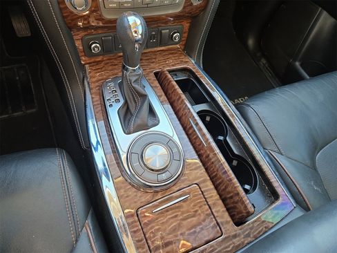 Used 2020 Nissan Armada Platinum w/ Captain's Chairs Package image 22