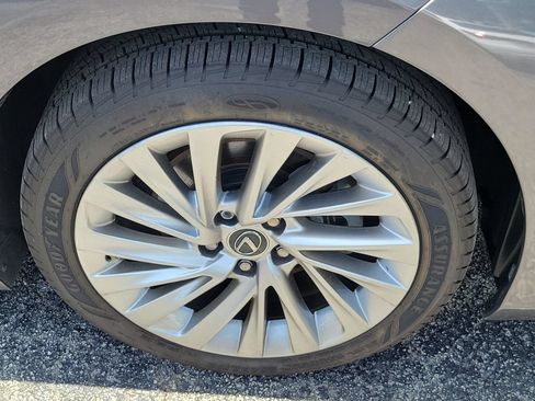 Used 2021 Lexus ES 350 Ultra Luxury FWD image 10