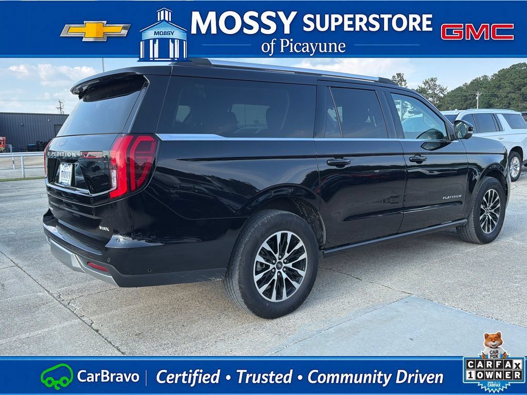 Used 2025 Ford Expedition Max Platinum AWD/4WD image 6