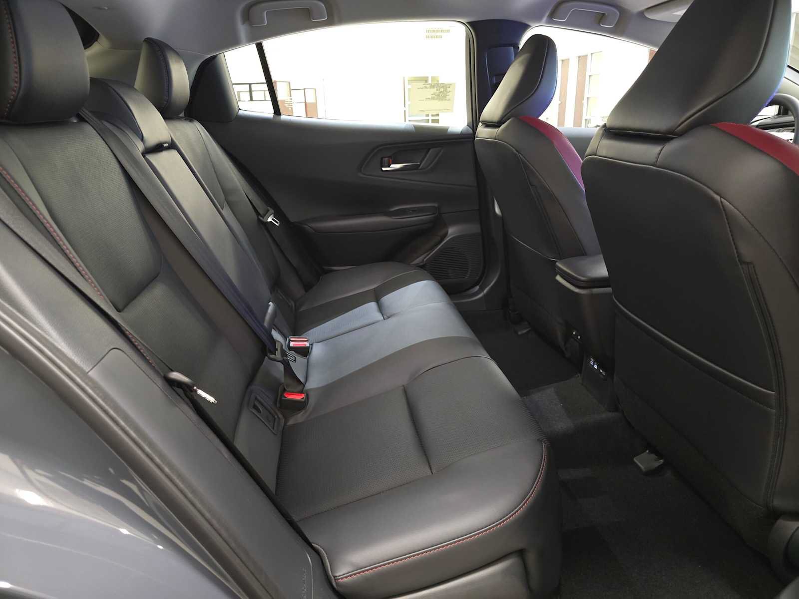 New 2027 Toyota Prius Plug-In Hybrid FWD image 24