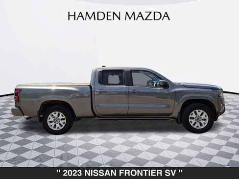 Used 2023 Nissan Frontier SV w/ Technology Package AWD/4WD image 2