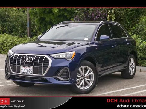 Used 2022 Audi Q3 2.0T Premium w/ Convenience Package AWD/4WD image 1