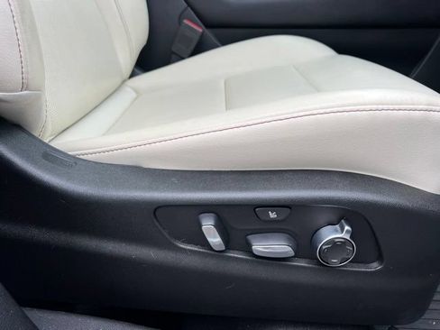 Used 2021 Cadillac XT4 Sport AWD/4WD image 10