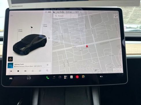 Used 2021 Tesla Model Y Performance AWD/4WD image 28