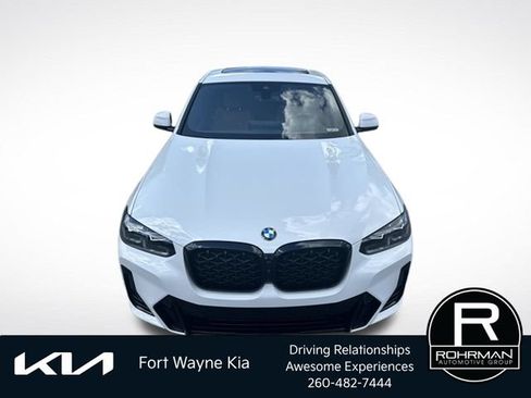 Used 2024 BMW X4 xDrive30i w/ Premium Package AWD/4WD image 10