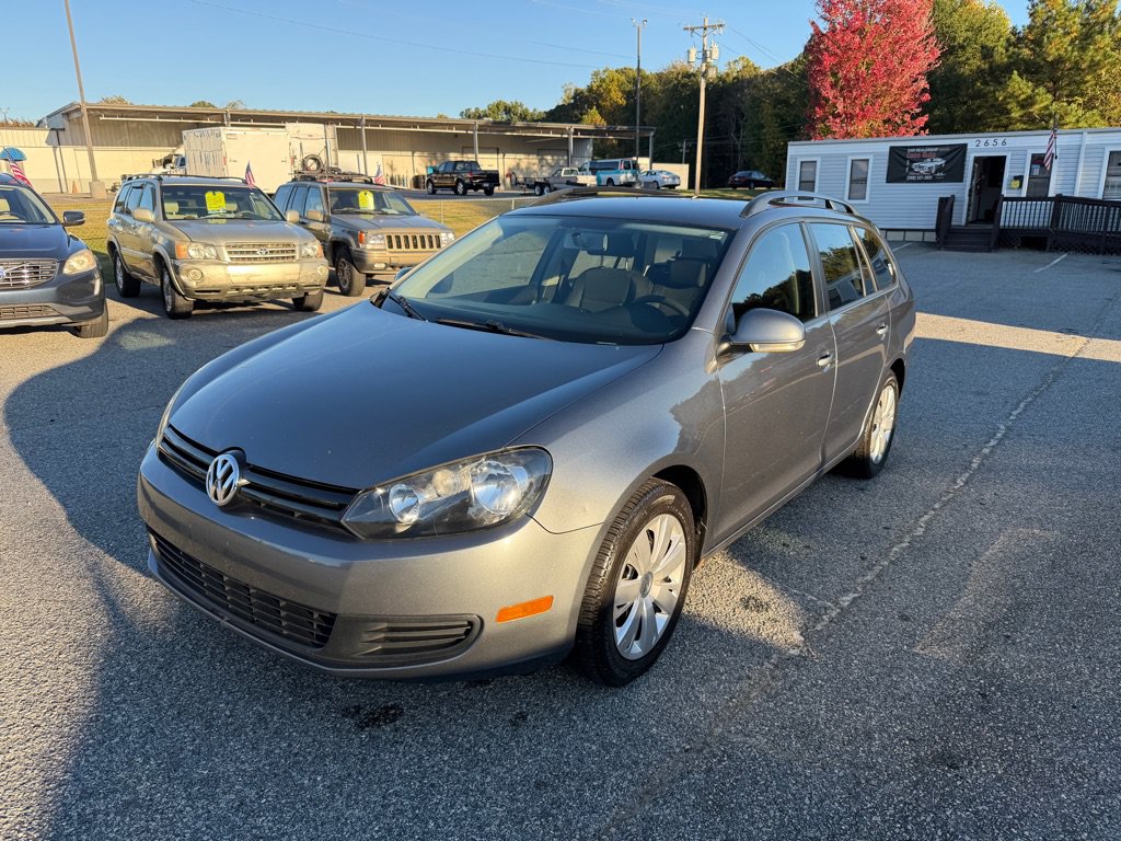 Used 2010 Volkswagen Jetta S FWD image 2