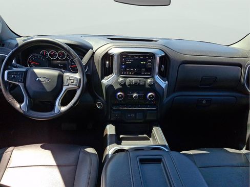 Used 2021 Chevrolet Silverado 1500 LT Trail Boss w/ Convenience Package II AWD/4WD image 11