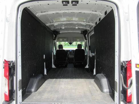 Used 2024 Ford Transit 250 148 Medium Roof w/ Load Area Protection Package RWD image 22