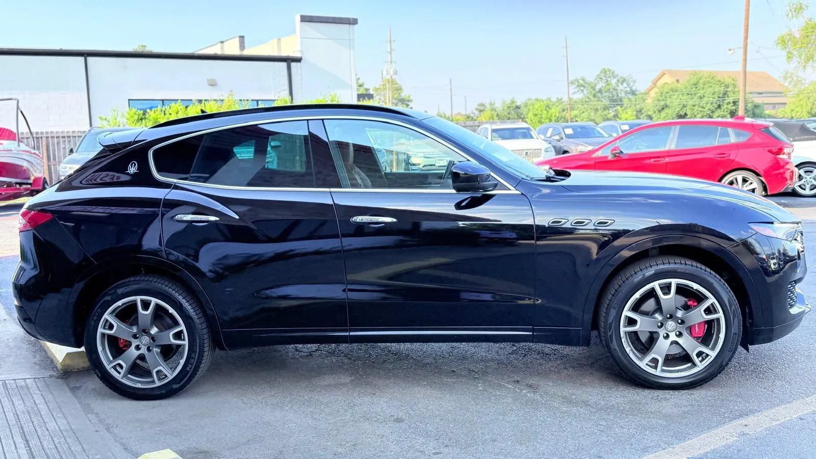 Used 2017 Maserati Levante w/ Sport Package AWD/4WD image 13