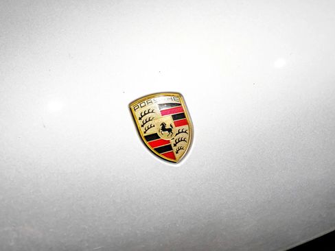 Used 2018 Porsche Macan S image 41