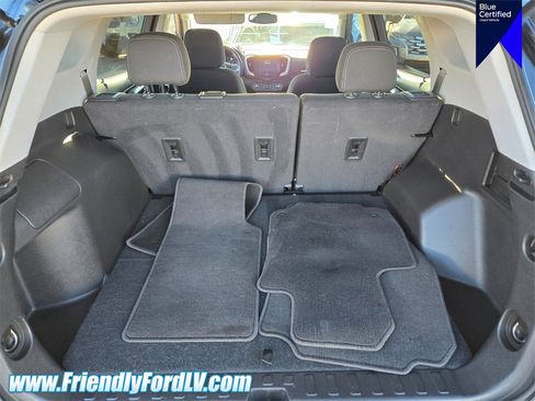 Used 2023 GMC Terrain SLE w/ Driver Convenience Package image 13