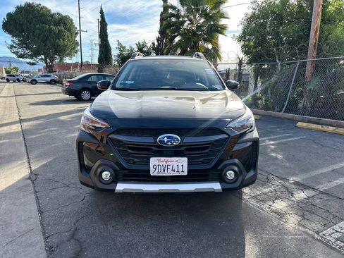 Used 2023 Subaru Outback Limited image 2