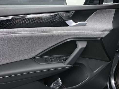 New 2025 Volkswagen Tiguan S image 11