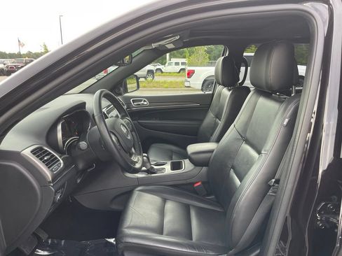 Used 2021 Jeep Grand Cherokee Limited RWD image 35