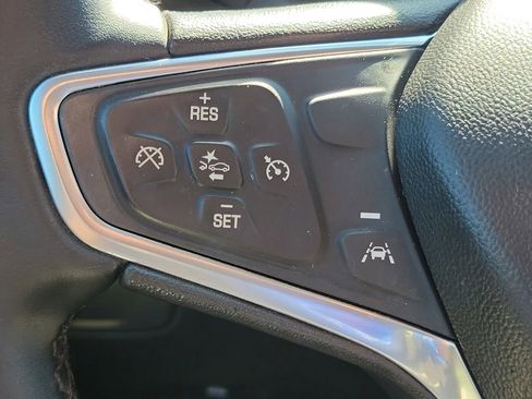 Certified 2023 Chevrolet Equinox LT FWD image 10